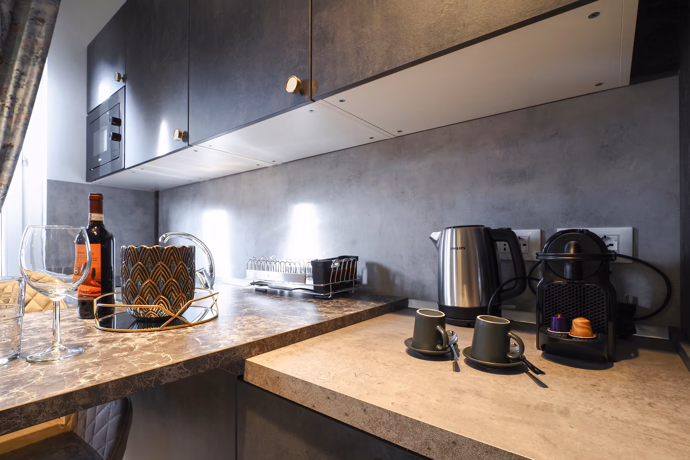 Executive — photo 10