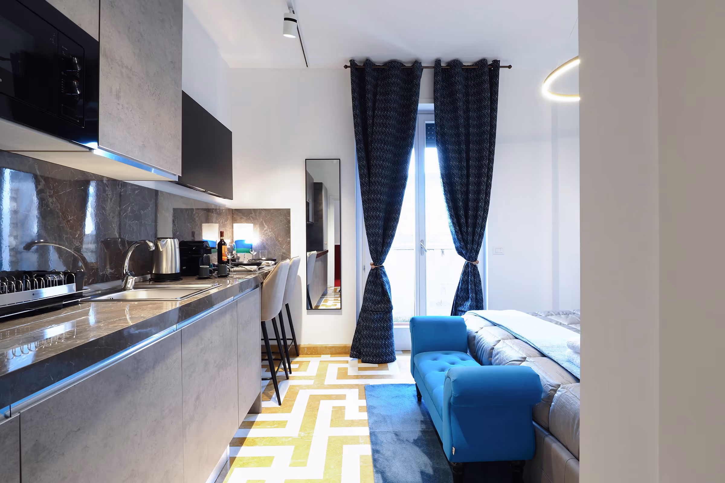 Sapphire — photo 8